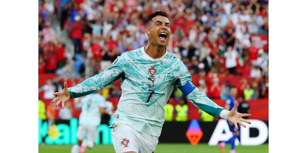 Portugalin vaihto Cristiano Ronaldoon johti maan toiseen maaliin Portugalin vaihto Cristiano Ronaldoon johti maan toiseen maaliin